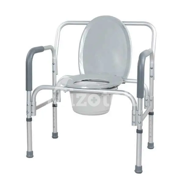 Кресло-стул с санитарным оснащением 10589